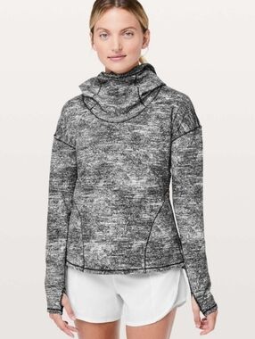 Lululemon Forever Endeavour Long Sleeve Hoodie. Rush Jacquard Black White. 6.